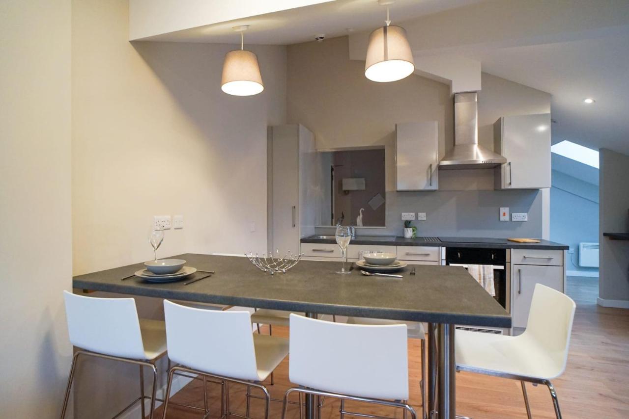1 Bedroom Apartments, Studios And Ensuite Bedrooms With Shared Kitchen At Centro House In Stirling Exteriör bild
