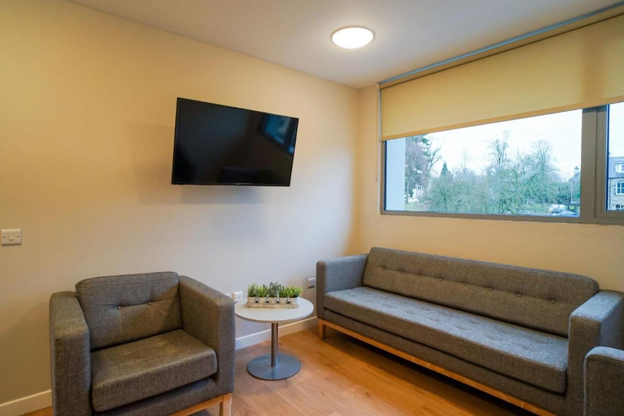 1 Bedroom Apartments, Studios And Ensuite Bedrooms With Shared Kitchen At Centro House In Stirling Exteriör bild