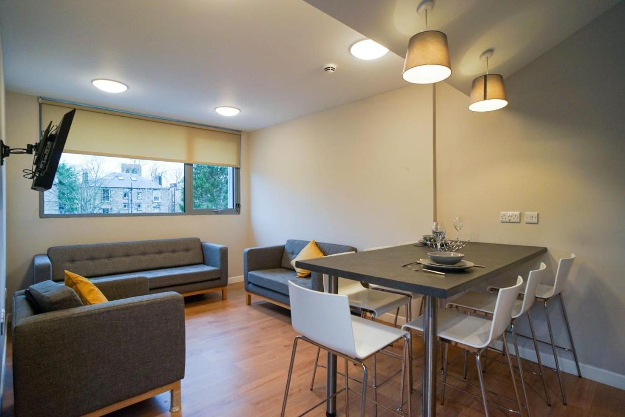 1 Bedroom Apartments, Studios And Ensuite Bedrooms With Shared Kitchen At Centro House In Stirling Exteriör bild